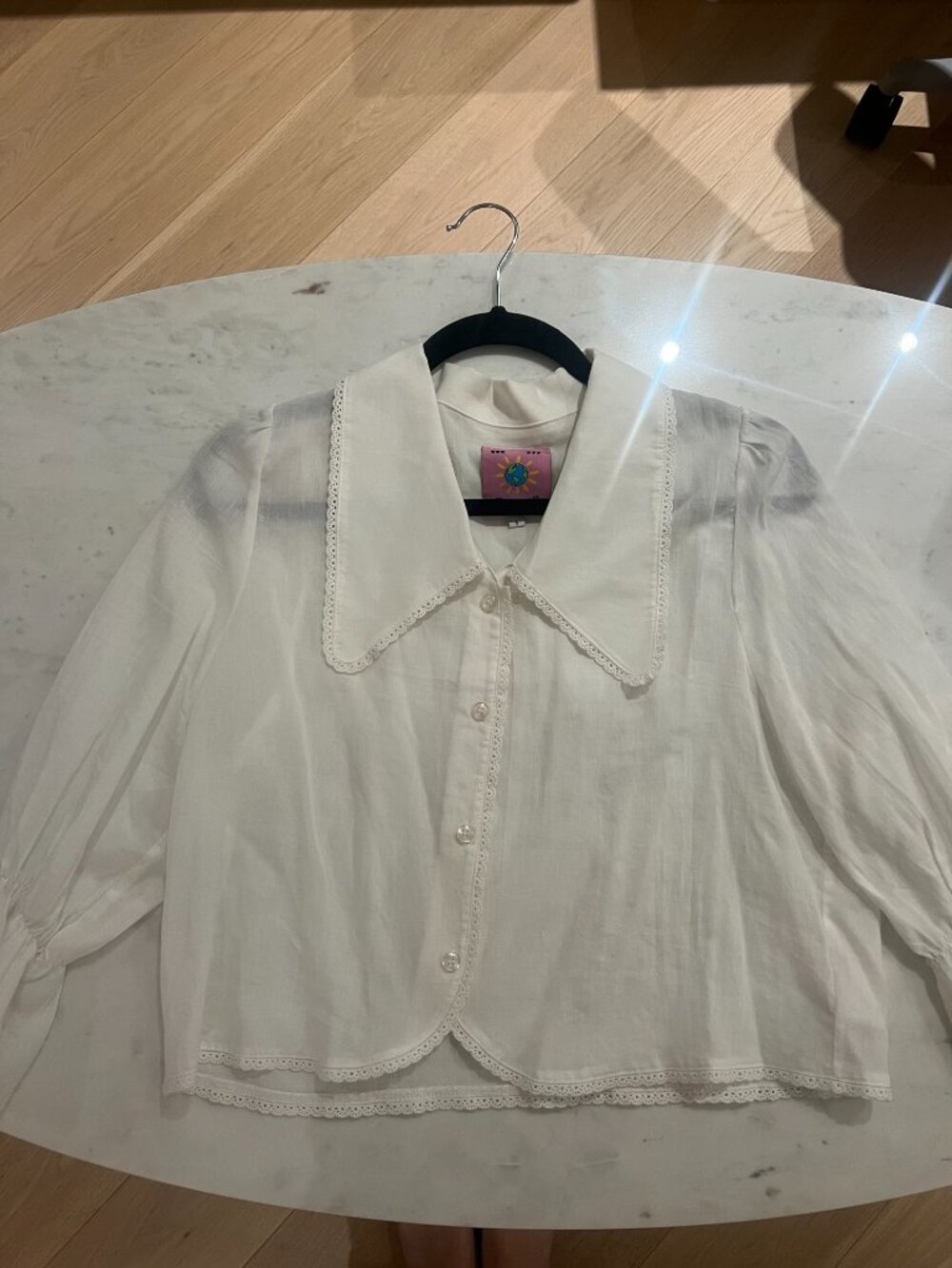 UNIF White Collared Peasant Blouse - Picture 2 of 4